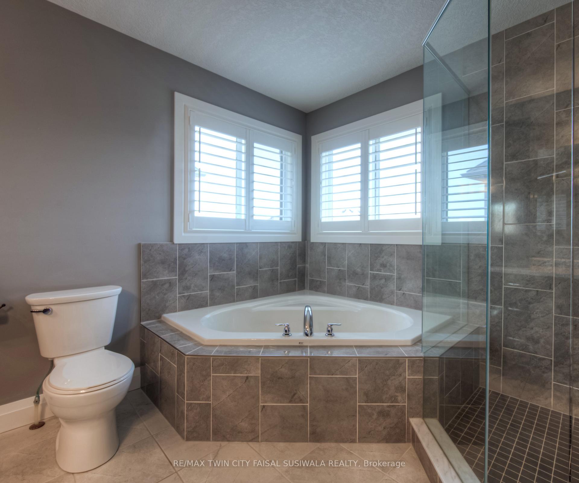 Photo 26 of 362 Moorlands Crescent, Kitchener — HOMEH