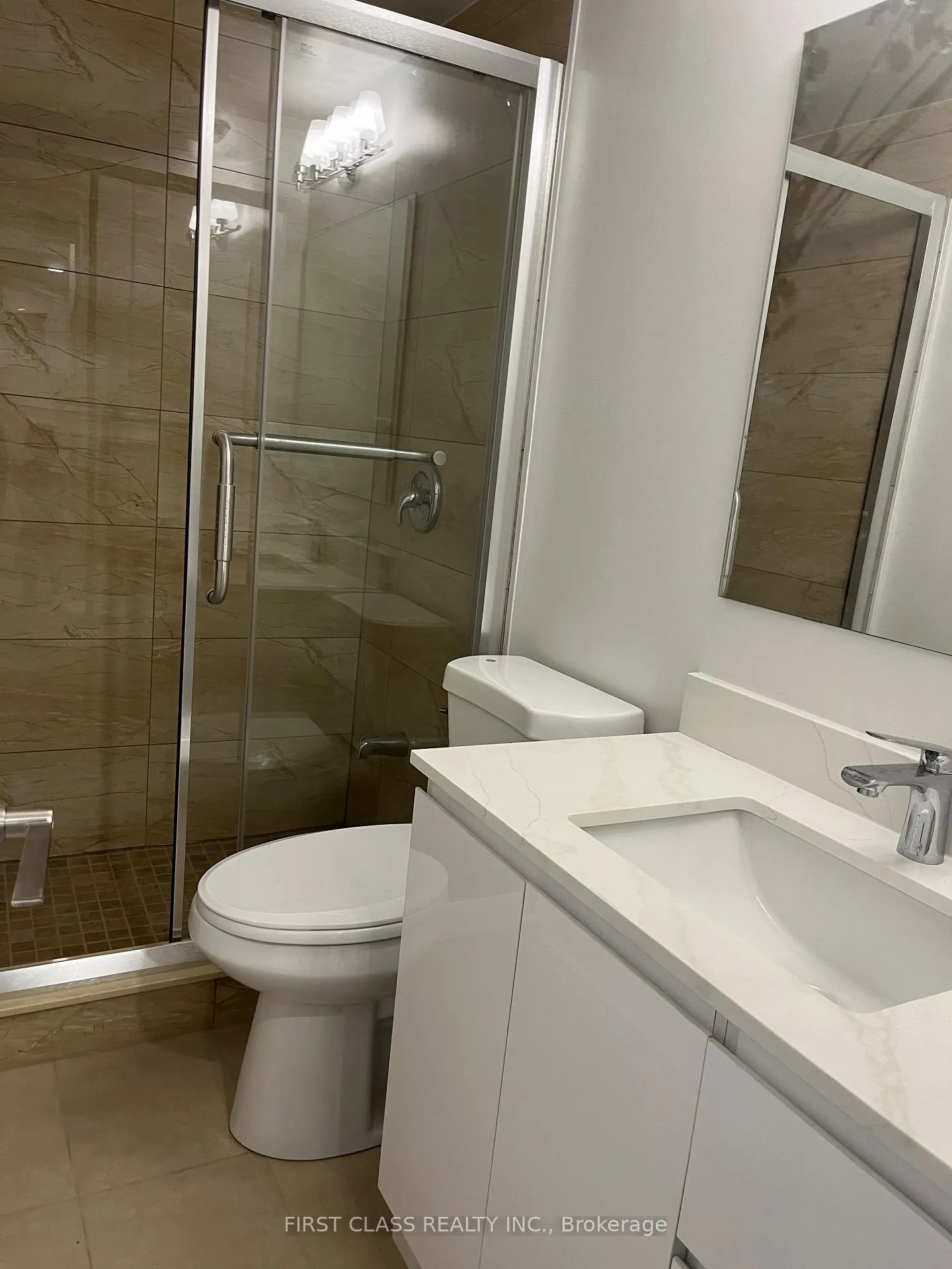 Photo 5 of Unit Lower, 14 Pringle Avenue, Markham, Markham Village — HOMEH