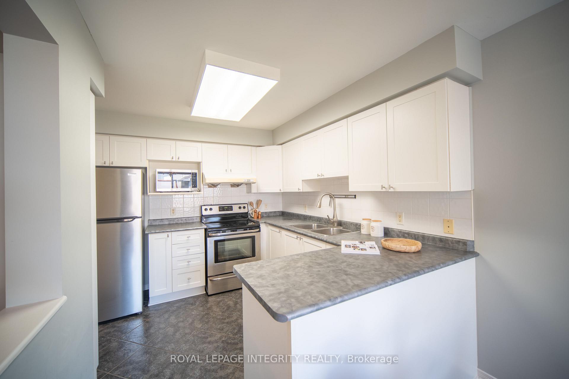 Photo 13 of 29 Kettleby Street, Ottawa, Kanata - Beaverbrook — HOMEH