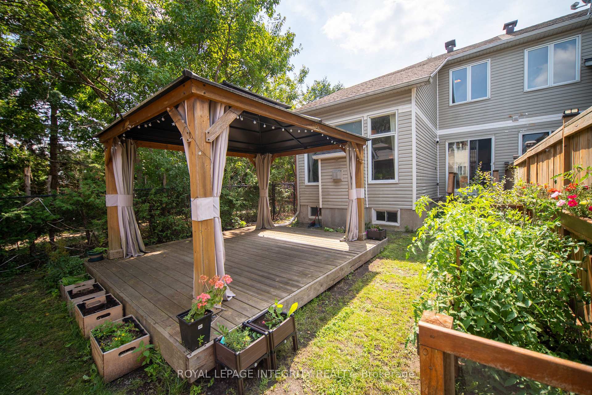 Photo 31 of 29 Kettleby Street, Ottawa, Kanata - Beaverbrook — HOMEH