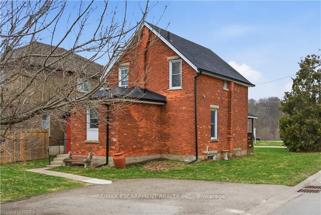 Photo 3 of 139 Willow Street, Brant, Paris — HOMEH