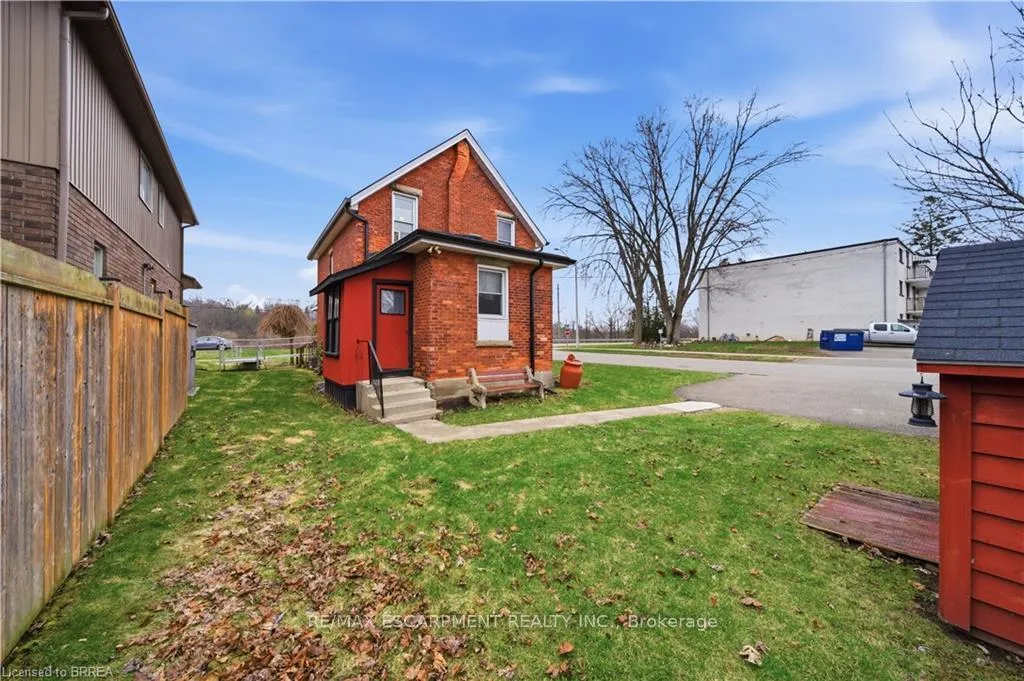 Photo 13 of 139 Willow Street, Brant, Paris — HOMEH
