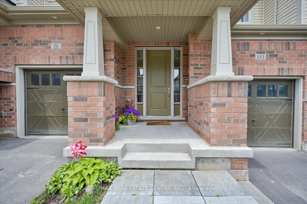 Photo 2 of 153 Broadacre Drive, Kitchener — HOMEH