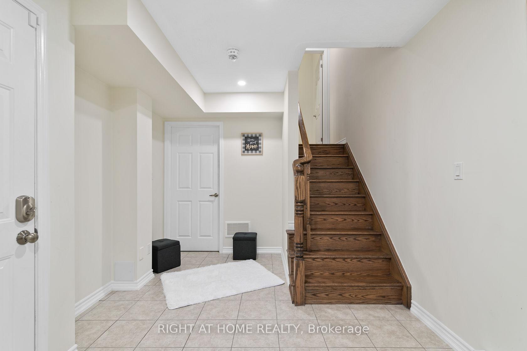 Photo 6 of 21 Appleby Street, Kitchener — HOMEH