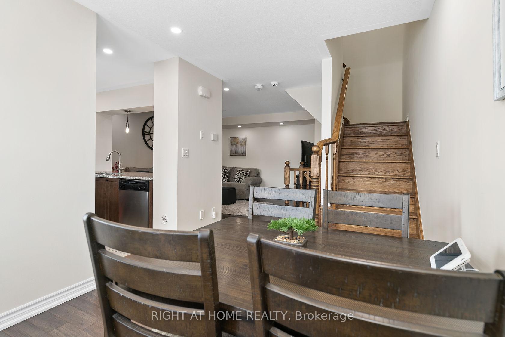 Photo 10 of 21 Appleby Street, Kitchener — HOMEH