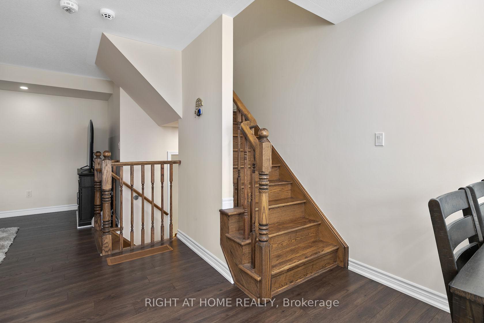 Photo 17 of 21 Appleby Street, Kitchener — HOMEH
