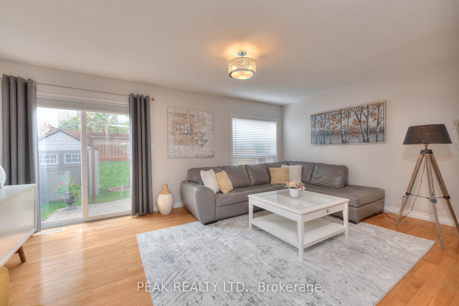 Photo 8 of 34 Reistview Street, Kitchener — HOMEH