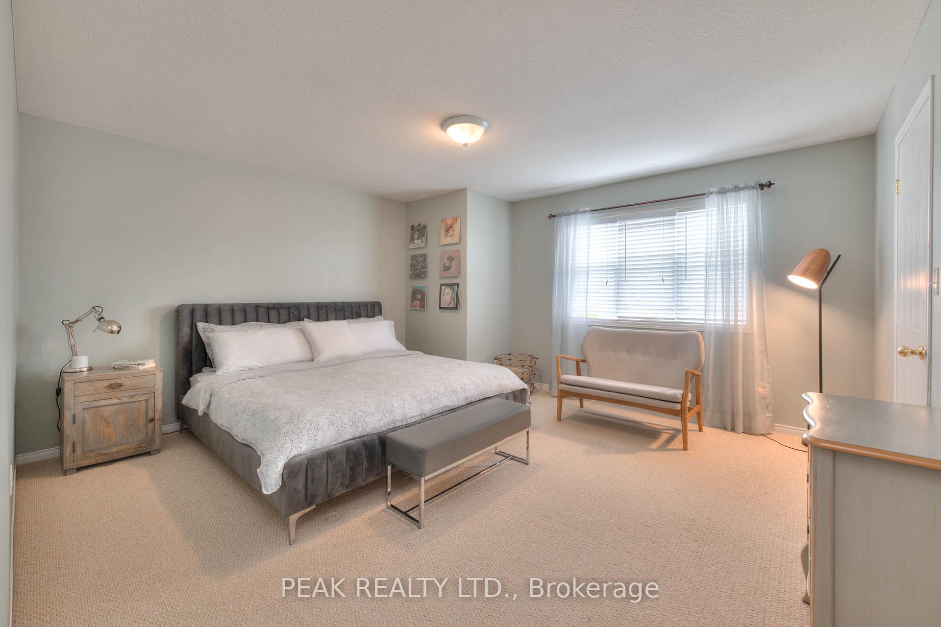 Photo 15 of 34 Reistview Street, Kitchener — HOMEH