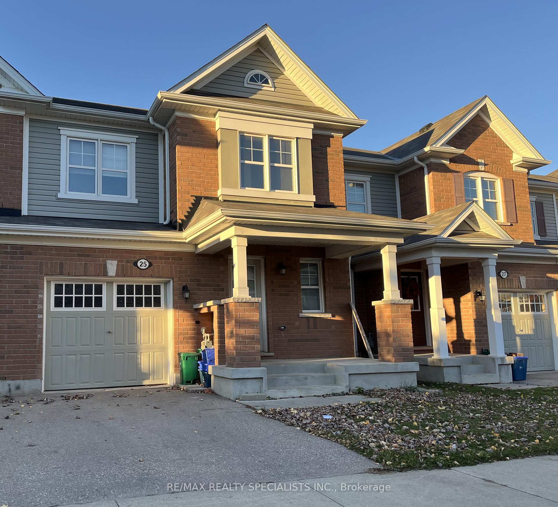 Front of 25 Stratus Street