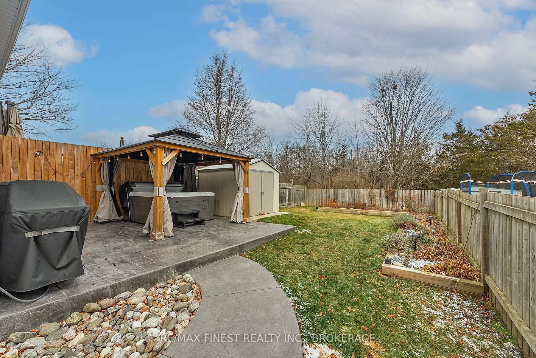 Photo 31 of 49 McKeown Crescent, Loyalist, Amherstview — HOMEH