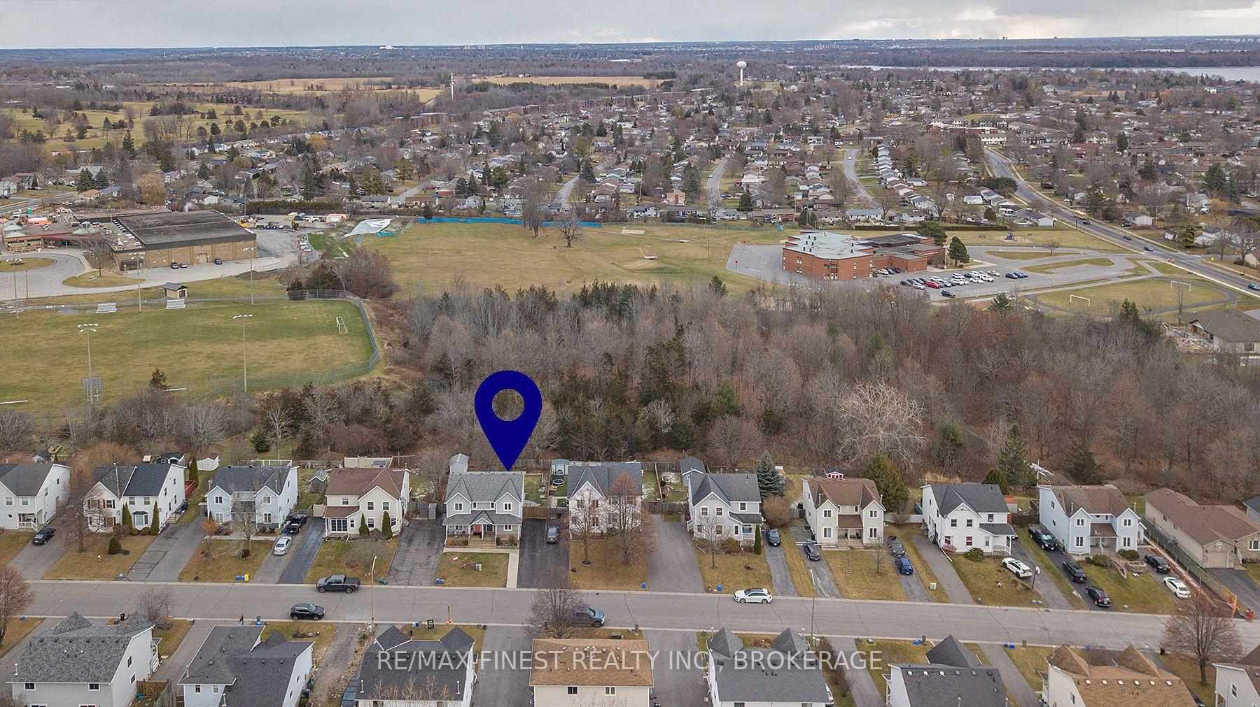 Photo 35 of 49 McKeown Crescent, Loyalist, Amherstview — HOMEH