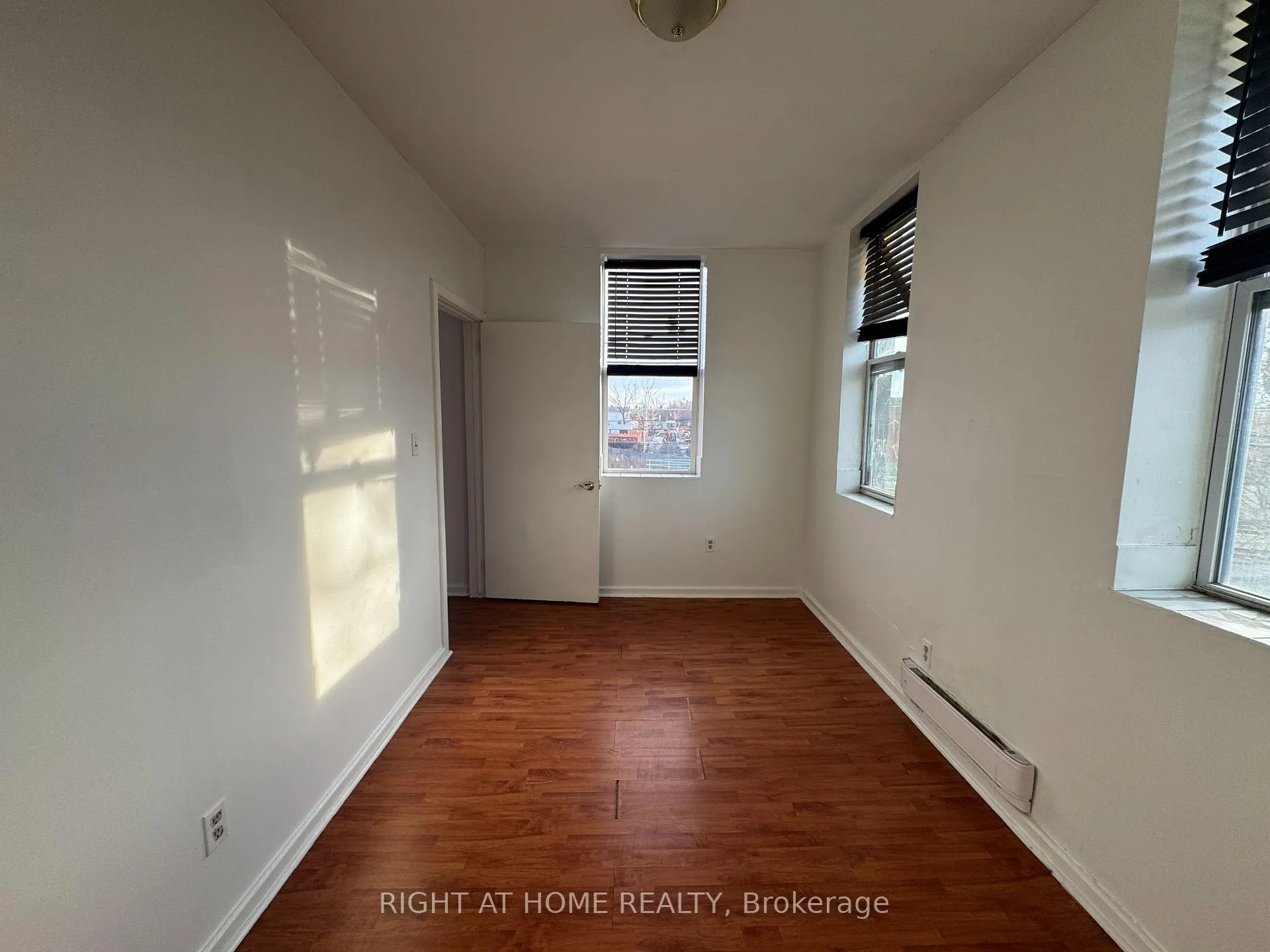 Photo 23 of Unit 3, 279 Drouillard Road, Windsor — HOMEH