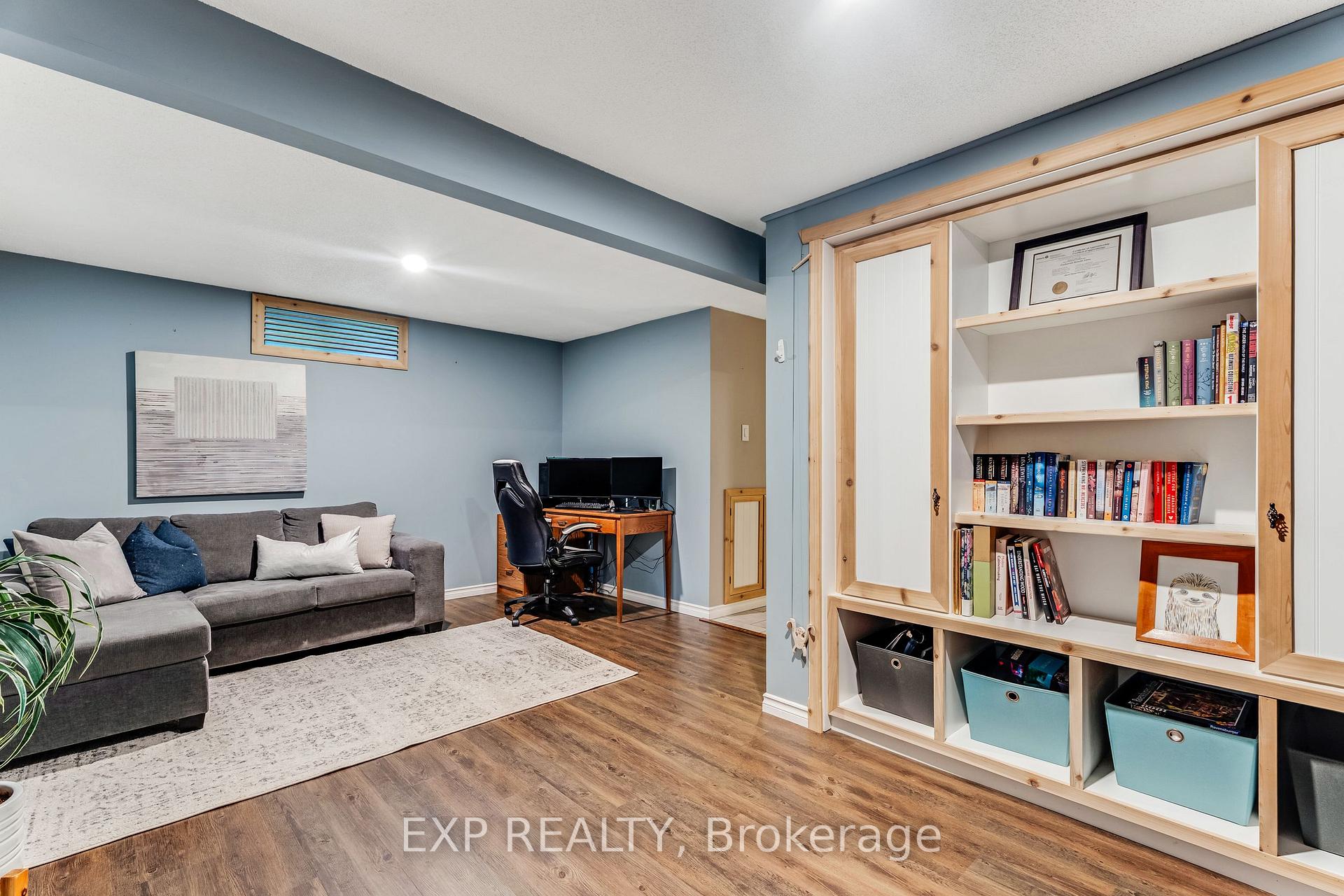 Photo 8 of 50 Highland Crescent, Kitchener — HOMEH