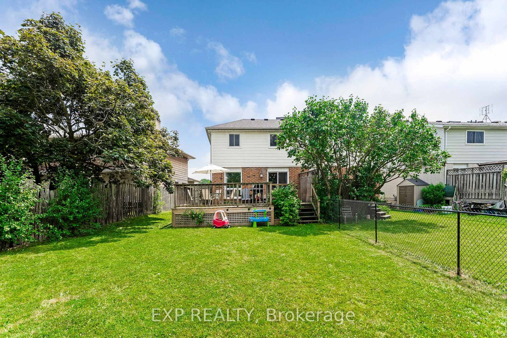Photo 11 of 50 Highland Crescent, Kitchener — HOMEH
