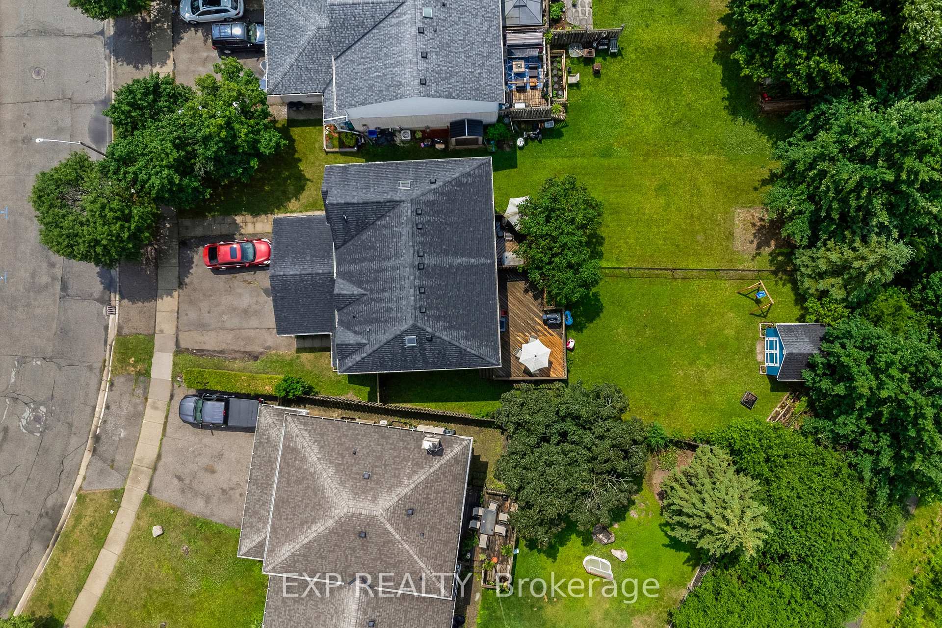 Photo 12 of 50 Highland Crescent, Kitchener — HOMEH