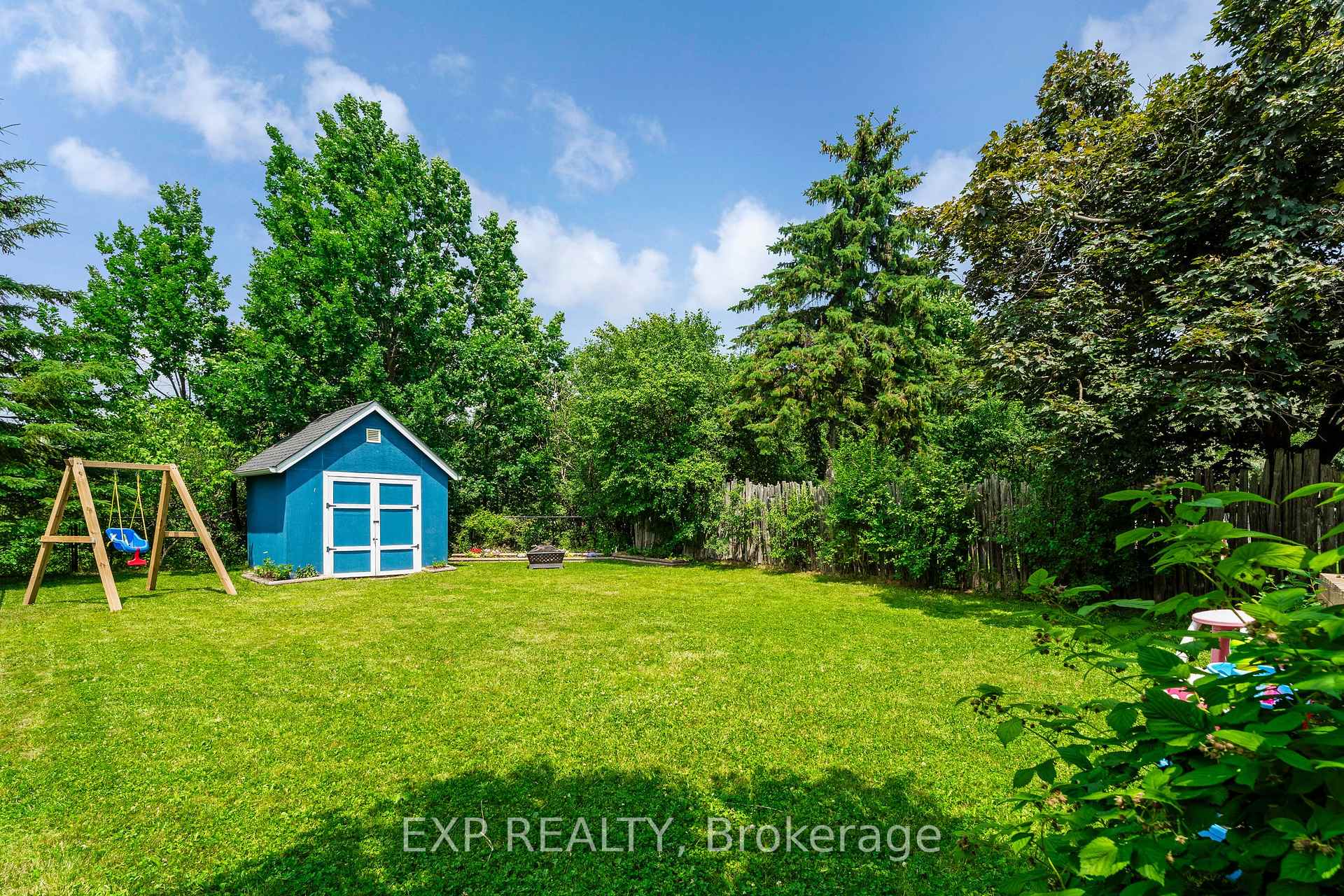 Photo 45 of 50 Highland Crescent, Kitchener — HOMEH