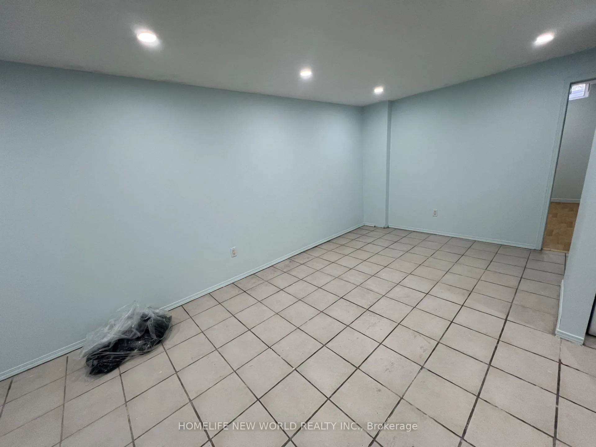 Photo 12 of Unit BSMT, 47 Stather Crescent, Markham, Milliken Mills East — HOMEH