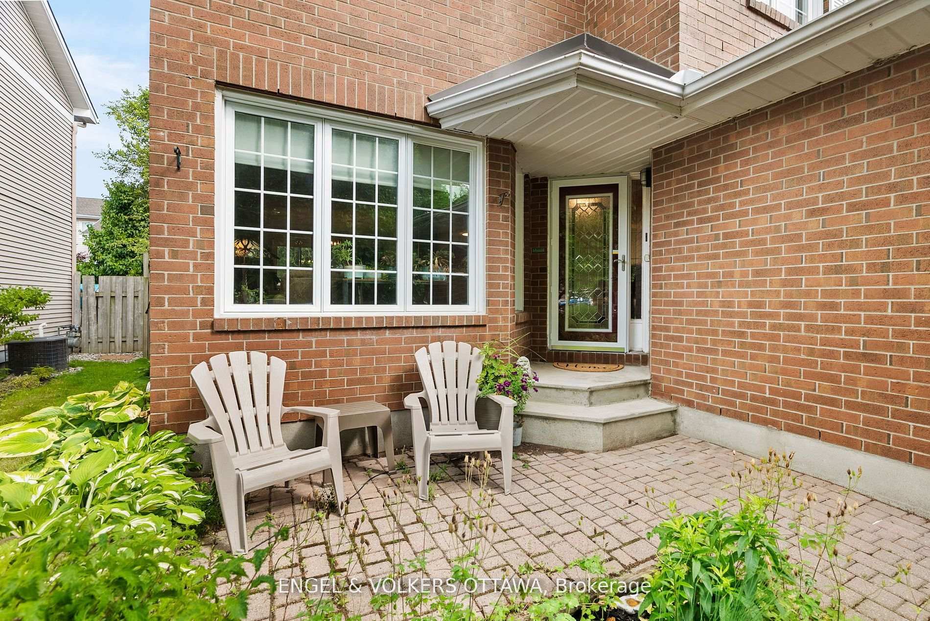 Photo 3 of 51 Emerald Meadows Drive, Ottawa, Kanata - Emerald Meadows/Trailwest — HOMEH