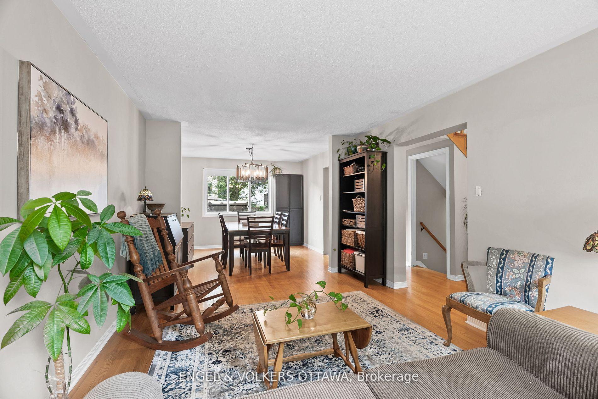 Photo 8 of 51 Emerald Meadows Drive, Ottawa, Kanata - Emerald Meadows/Trailwest — HOMEH