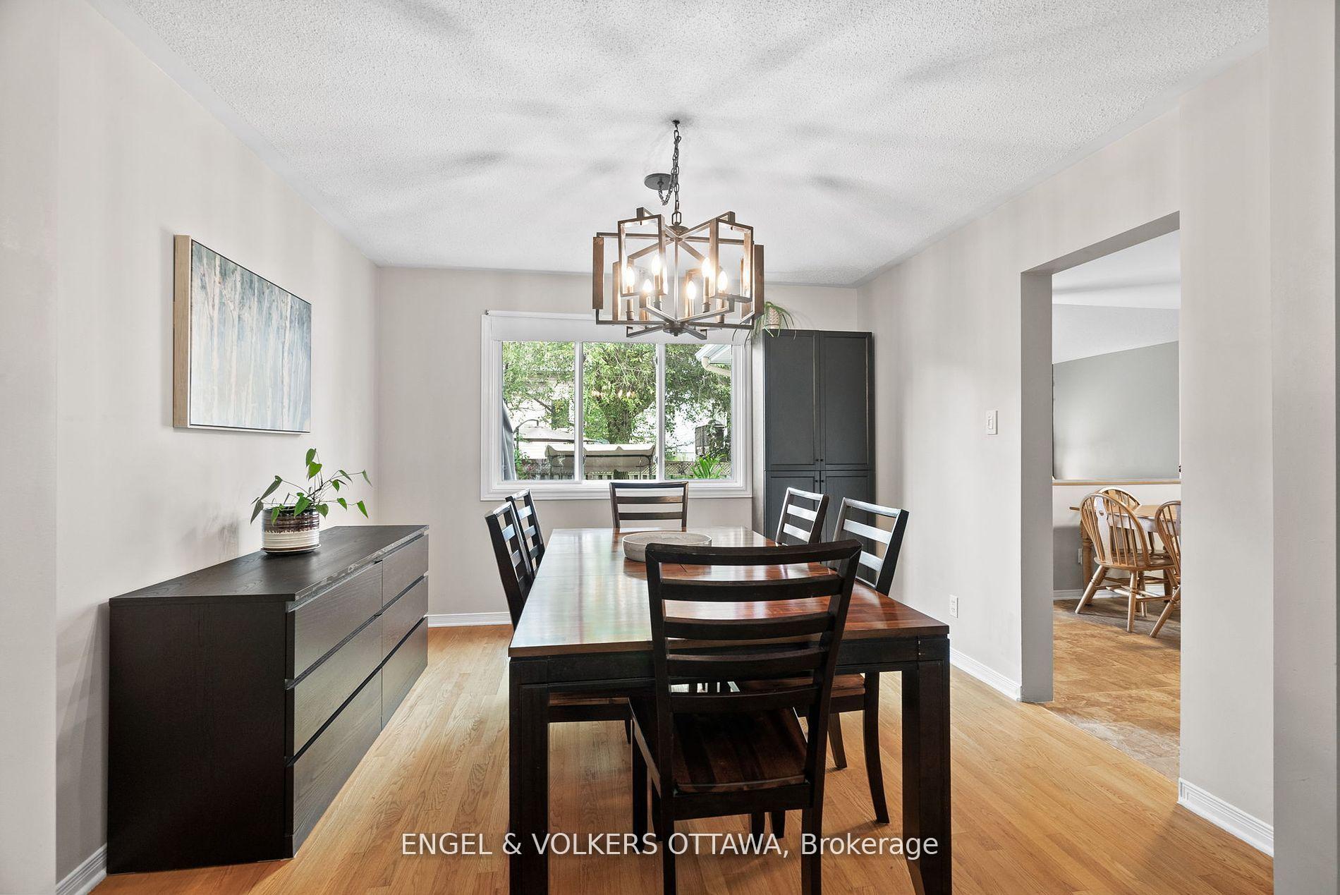Photo 9 of 51 Emerald Meadows Drive, Ottawa, Kanata - Emerald Meadows/Trailwest — HOMEH