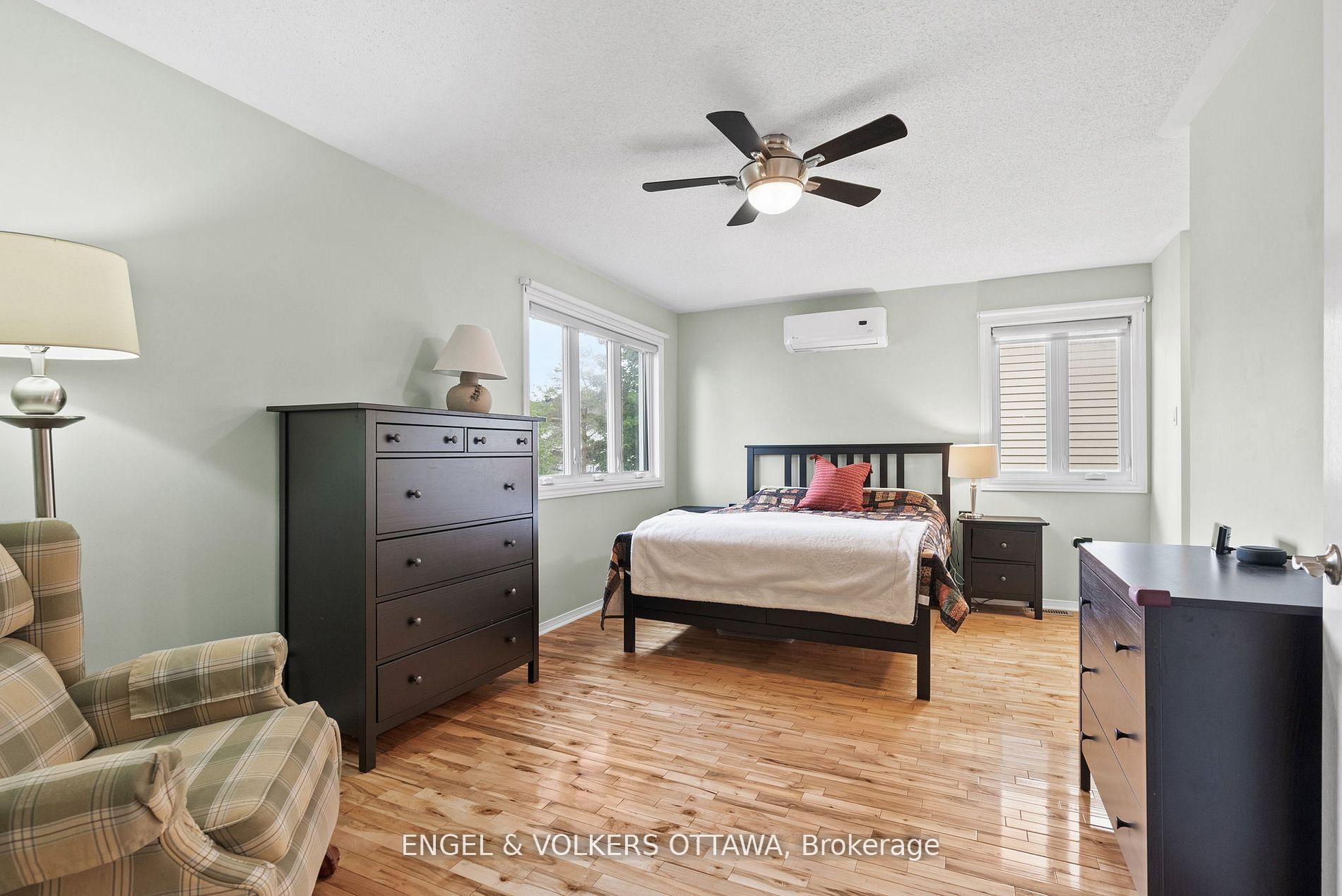 Photo 24 of 51 Emerald Meadows Drive, Ottawa, Kanata - Emerald Meadows/Trailwest — HOMEH