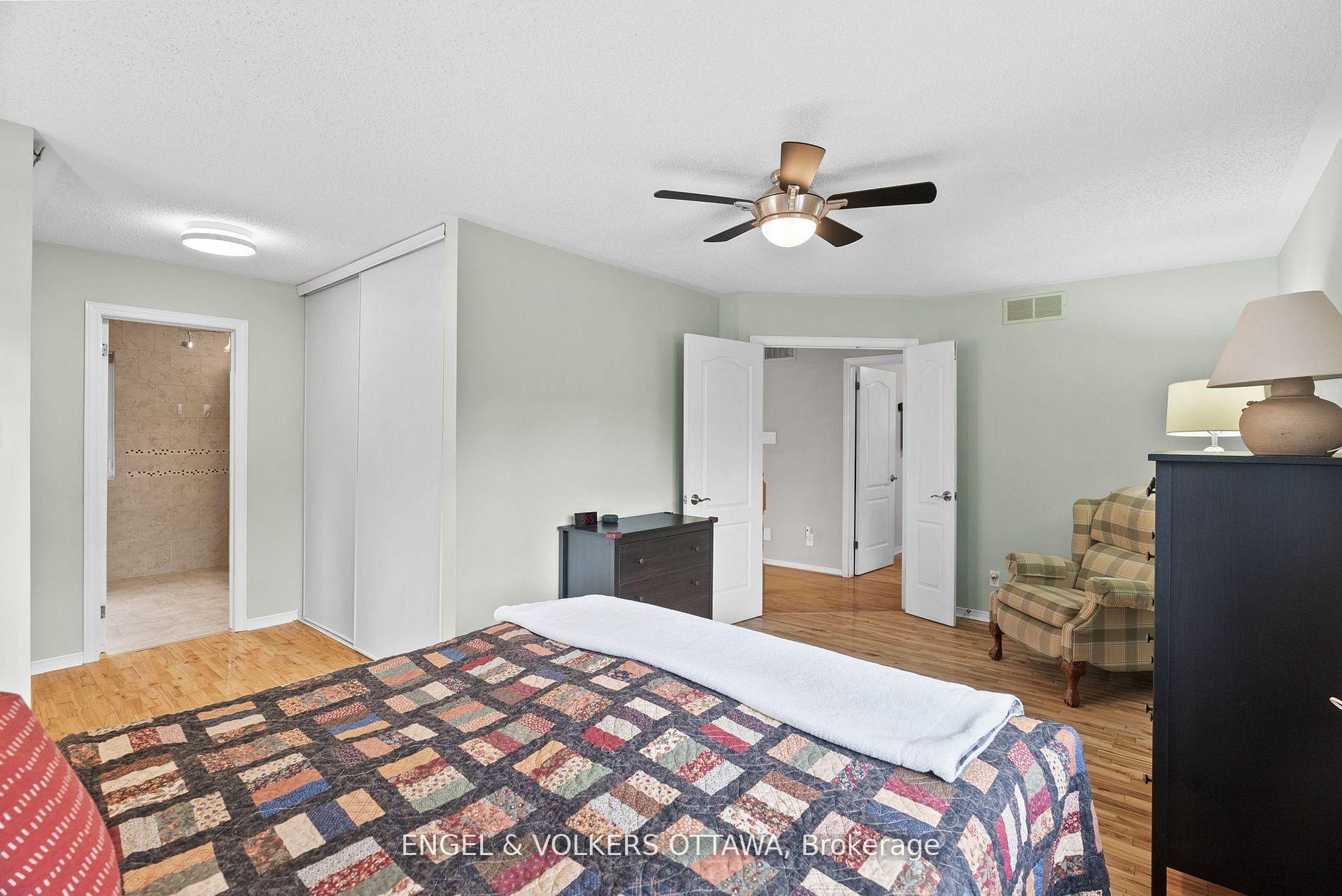 Photo 25 of 51 Emerald Meadows Drive, Ottawa, Kanata - Emerald Meadows/Trailwest — HOMEH