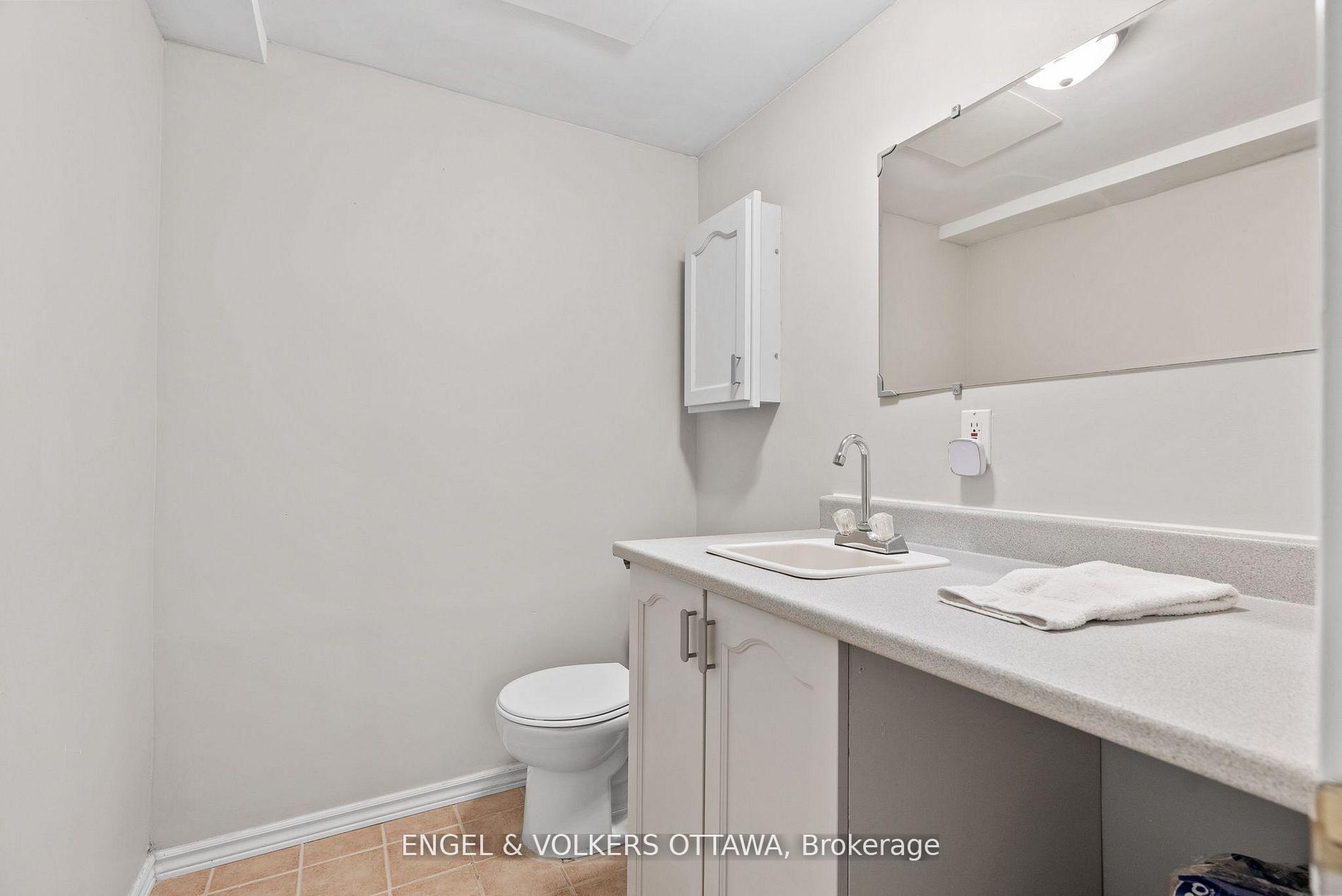 Photo 37 of 51 Emerald Meadows Drive, Ottawa, Kanata - Emerald Meadows/Trailwest — HOMEH