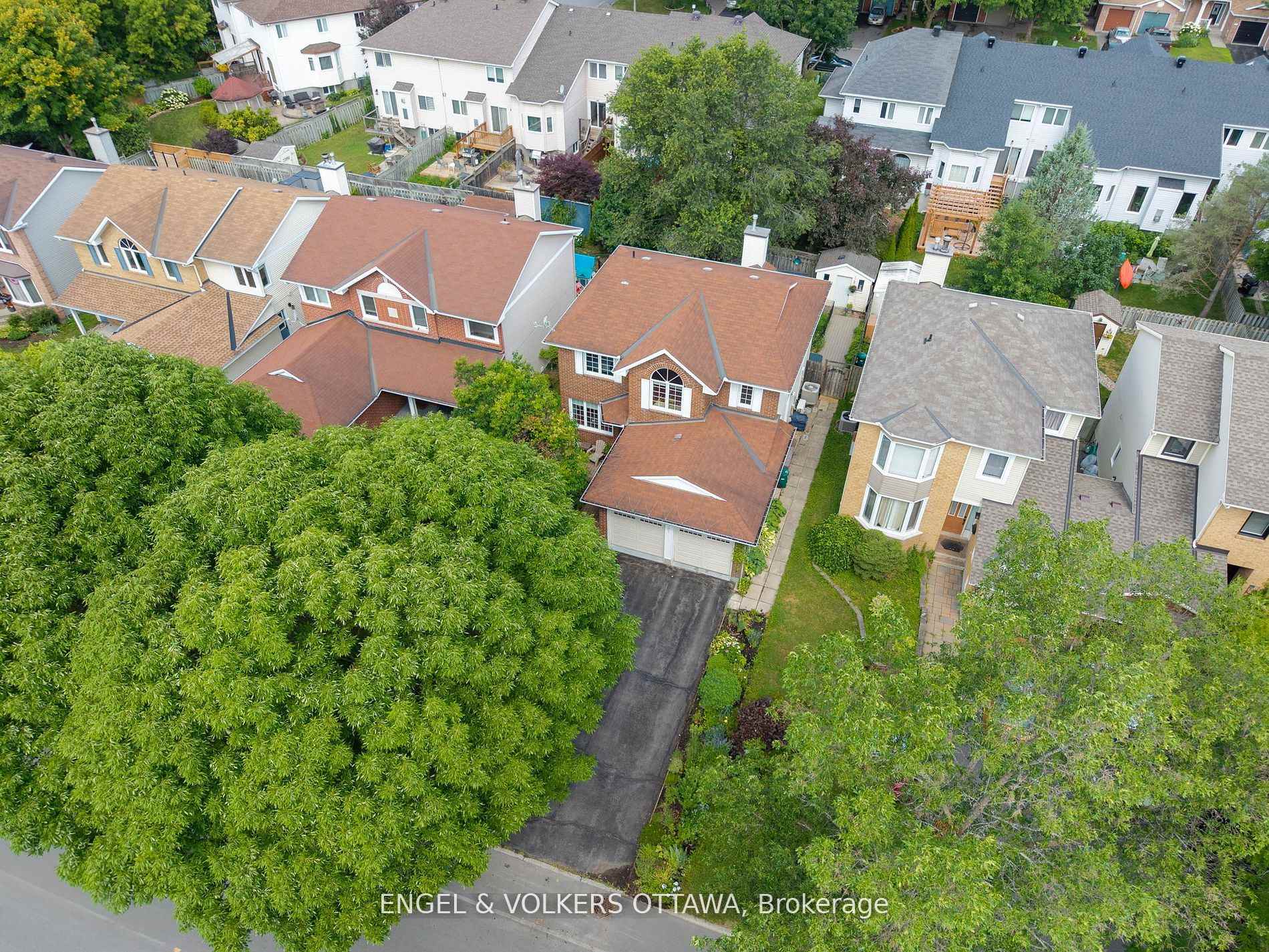 Photo 45 of 51 Emerald Meadows Drive, Ottawa, Kanata - Emerald Meadows/Trailwest — HOMEH