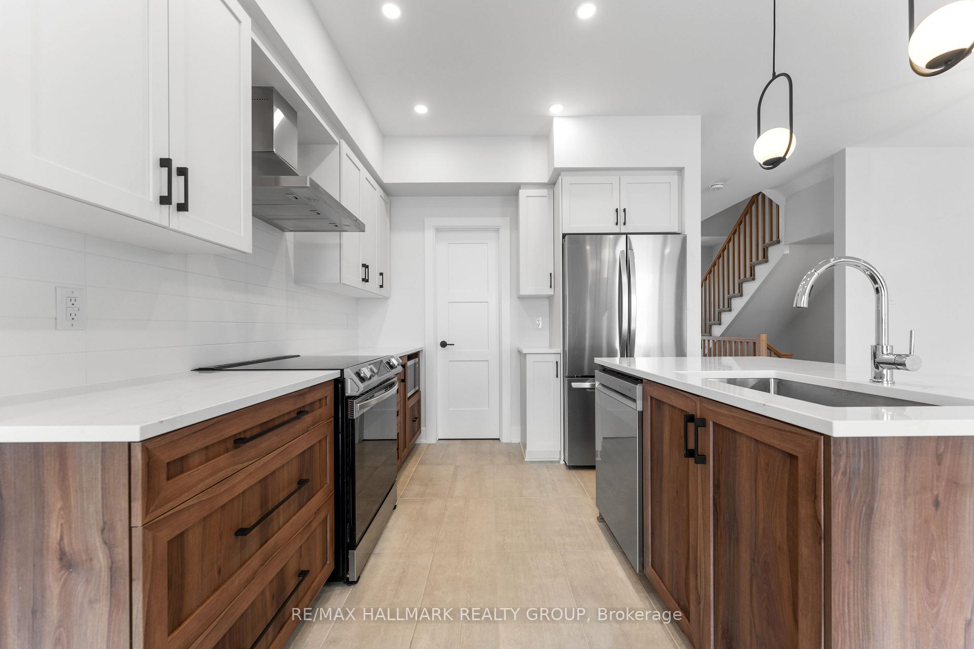 Photo 11 of 104 Ploughshare Road, Ottawa, Kanata - Katimavik — HOMEH