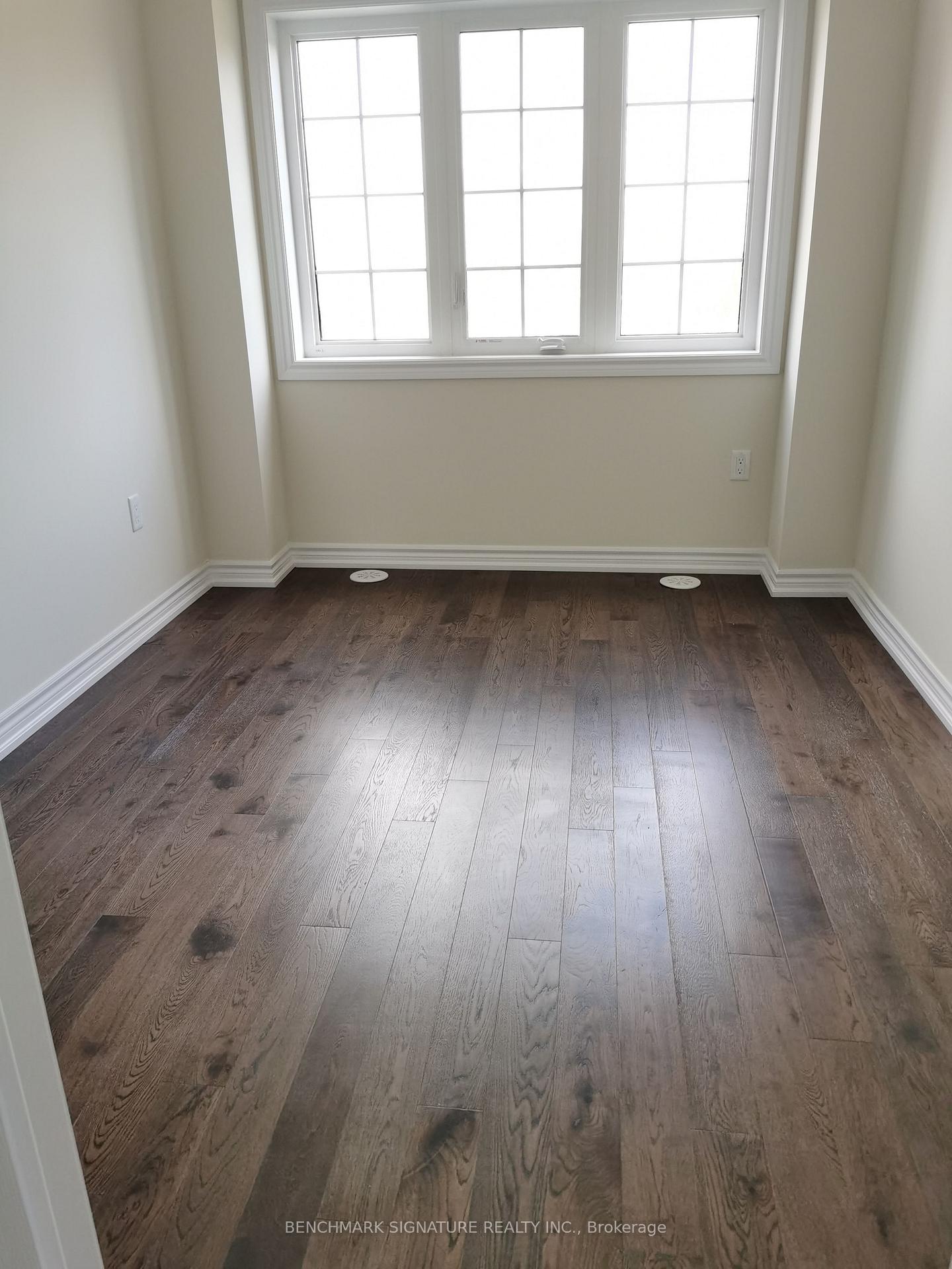 Photo 9 of 31 Mannar Drive, Markham, Victoria Square — HOMEH