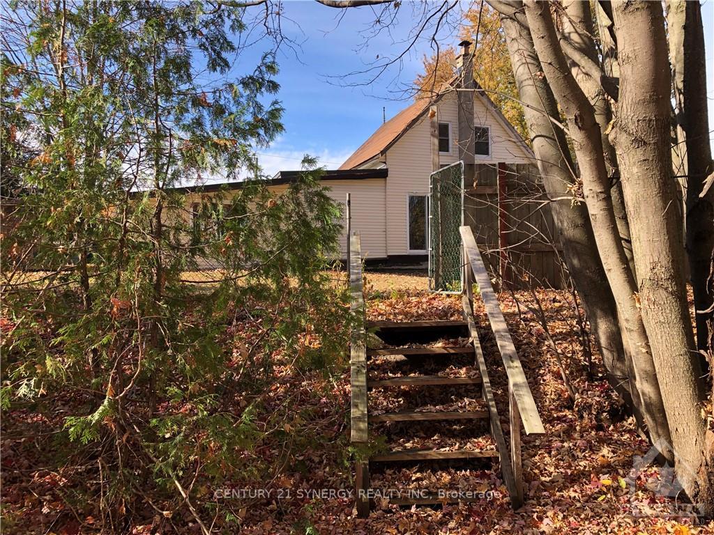 Photo 17 of 1097 Manotick Station Road, Ottawa, Manotick East to Manotick Station — HOMEH