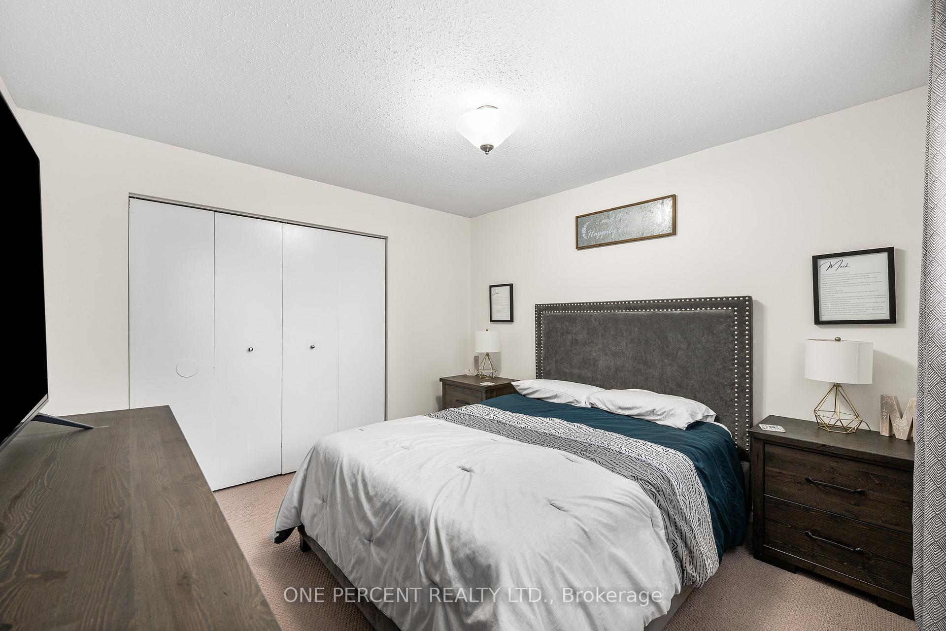 Photo 15 of 16 Shouldice Crescent, Ottawa, Kanata - Glencairn/Hazeldean — HOMEH