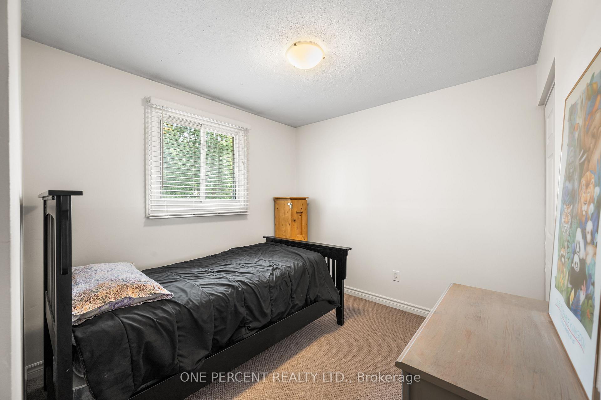 Photo 19 of 16 Shouldice Crescent, Ottawa, Kanata - Glencairn/Hazeldean — HOMEH