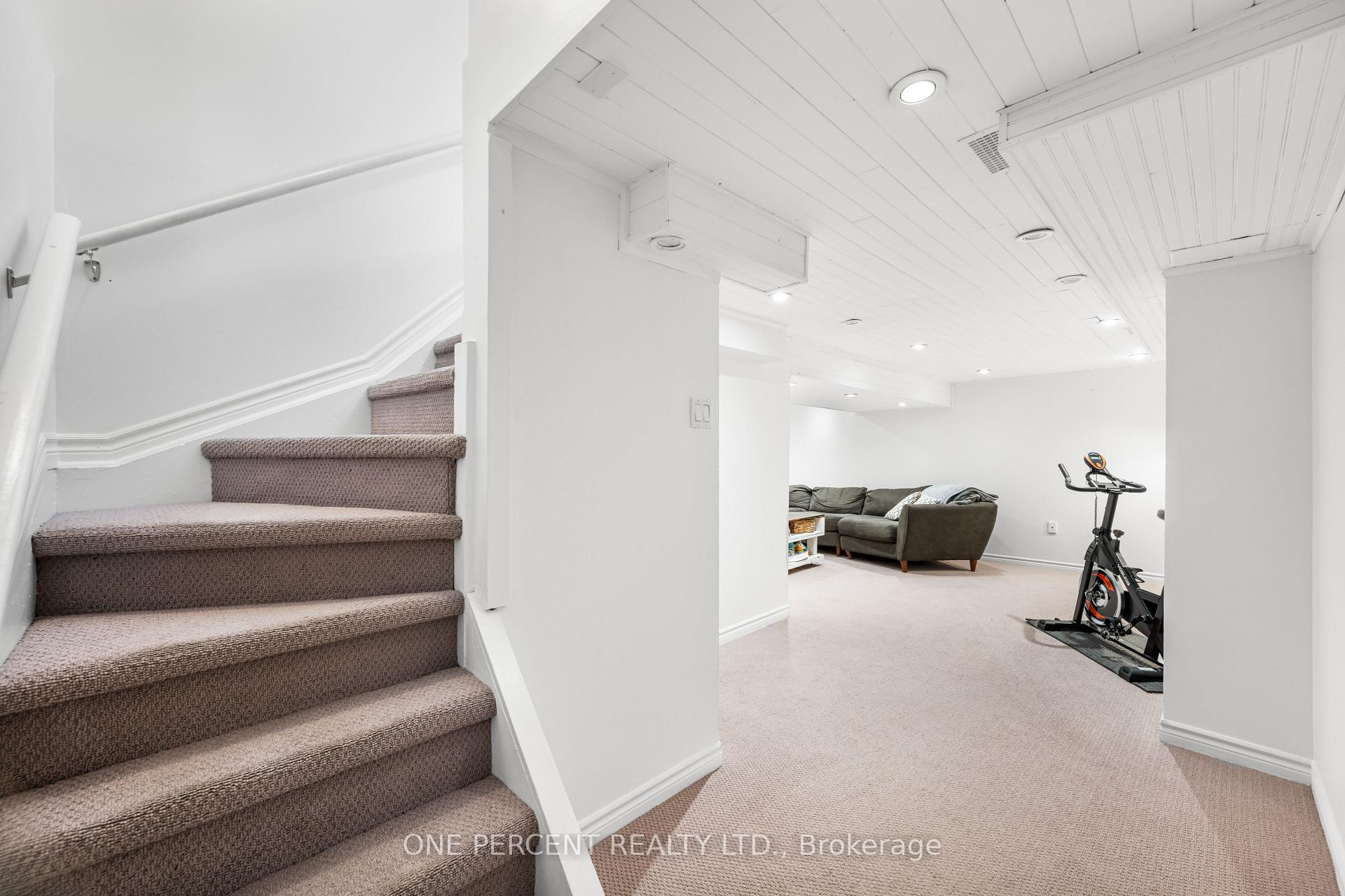 Photo 23 of 16 Shouldice Crescent, Ottawa, Kanata - Glencairn/Hazeldean — HOMEH
