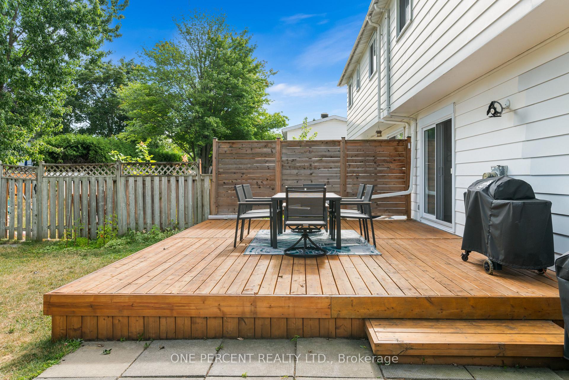 Photo 30 of 16 Shouldice Crescent, Ottawa, Kanata - Glencairn/Hazeldean — HOMEH