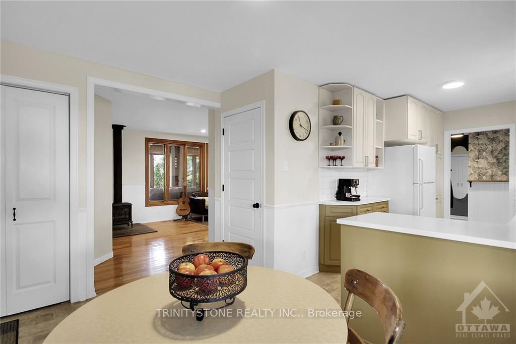 Photo 12 of 6442 First Line Road, Ottawa, Manotick South to Roger Stevens — HOMEH