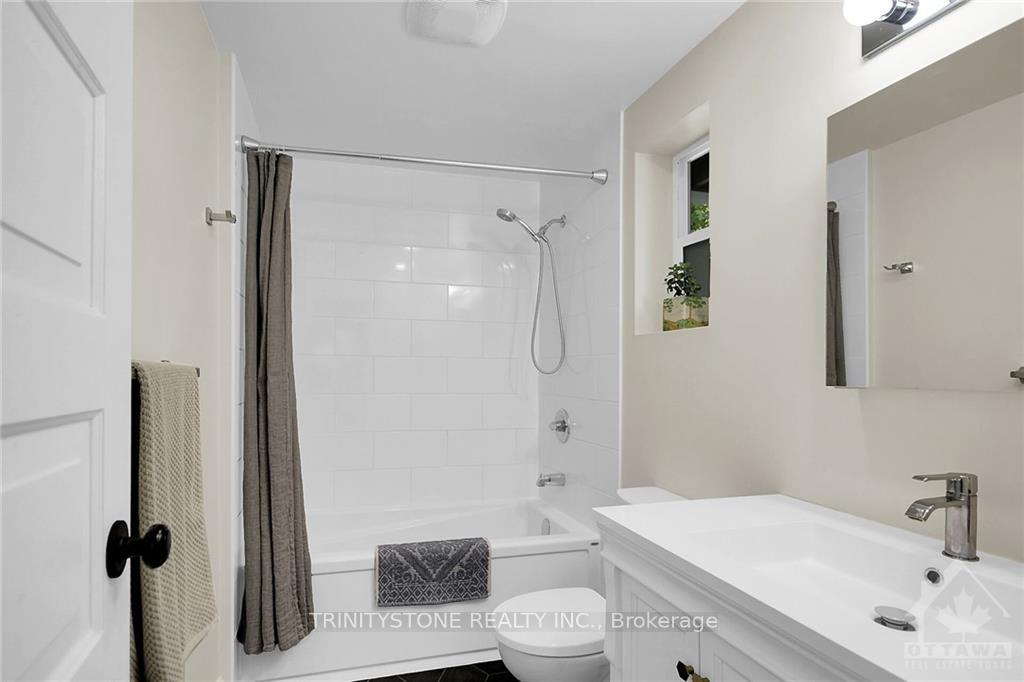 Photo 14 of 6442 First Line Road, Ottawa, Manotick South to Roger Stevens — HOMEH