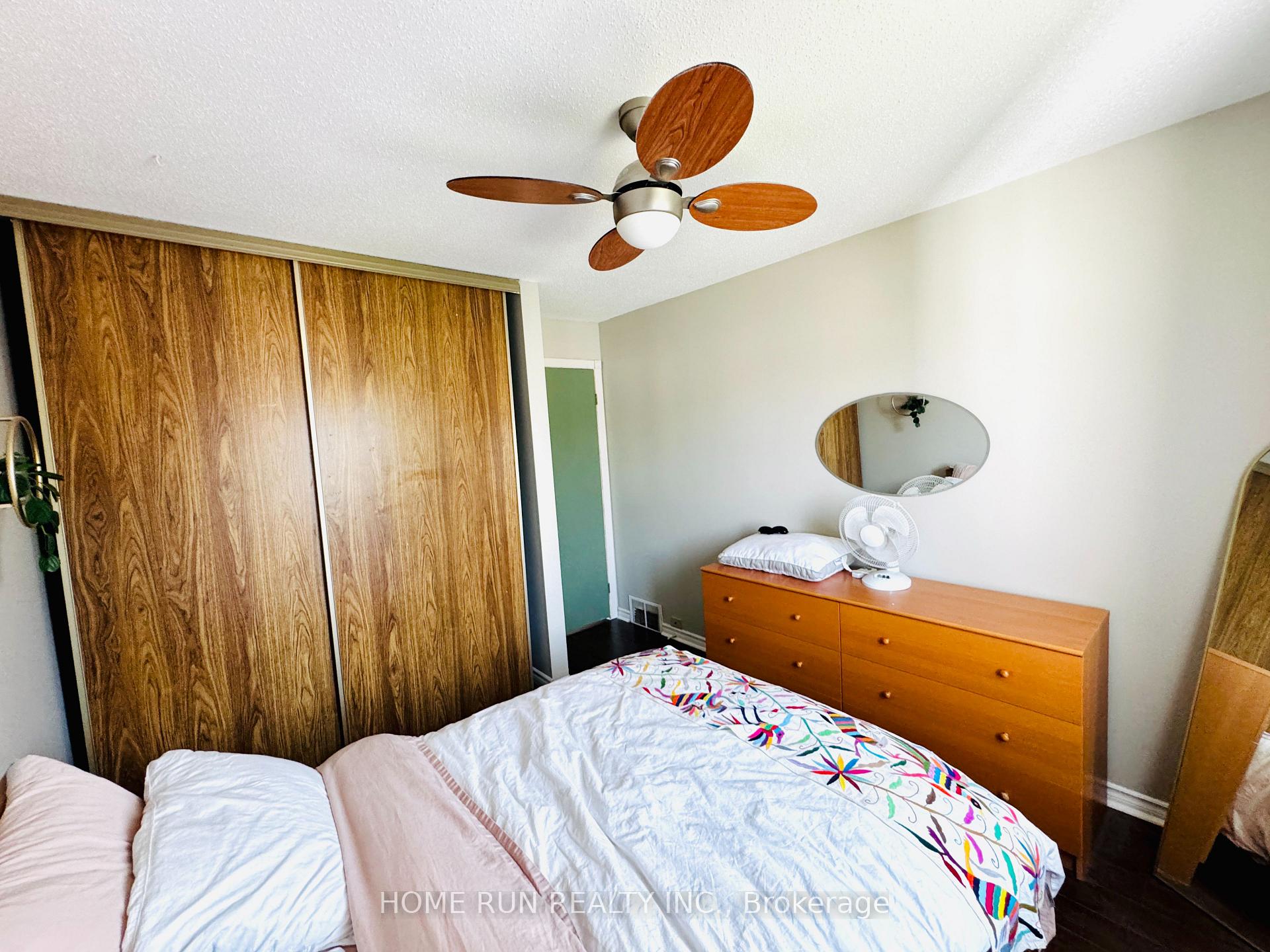 Photo 22 of 131 Shearer Crescent, Ottawa, Kanata - Katimavik — HOMEH
