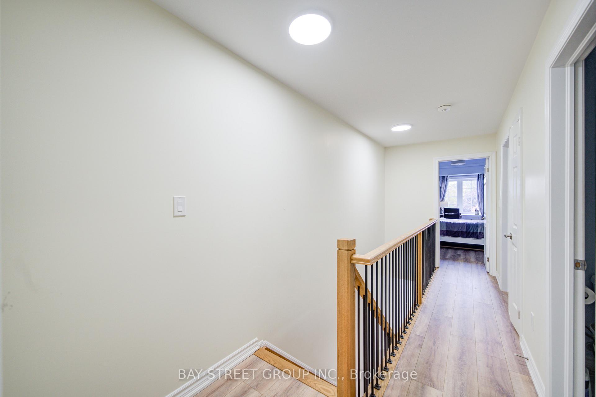 Photo 10 of 119 Bur Oak Avenue, Markham, Berczy — HOMEH