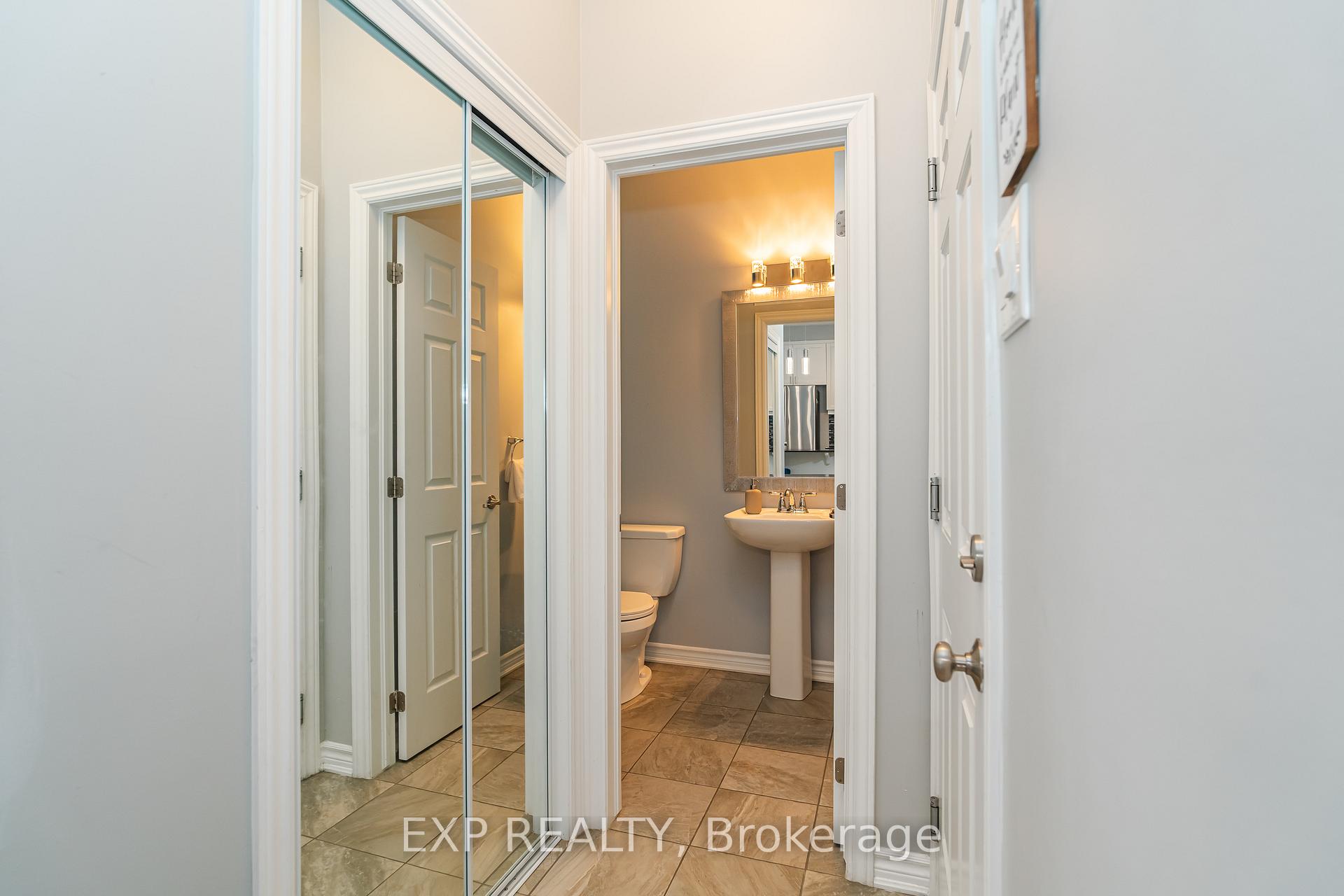 Photo 12 of 25 Solaris Drive, Ottawa, Kanata - Emerald Meadows/Trailwest — HOMEH