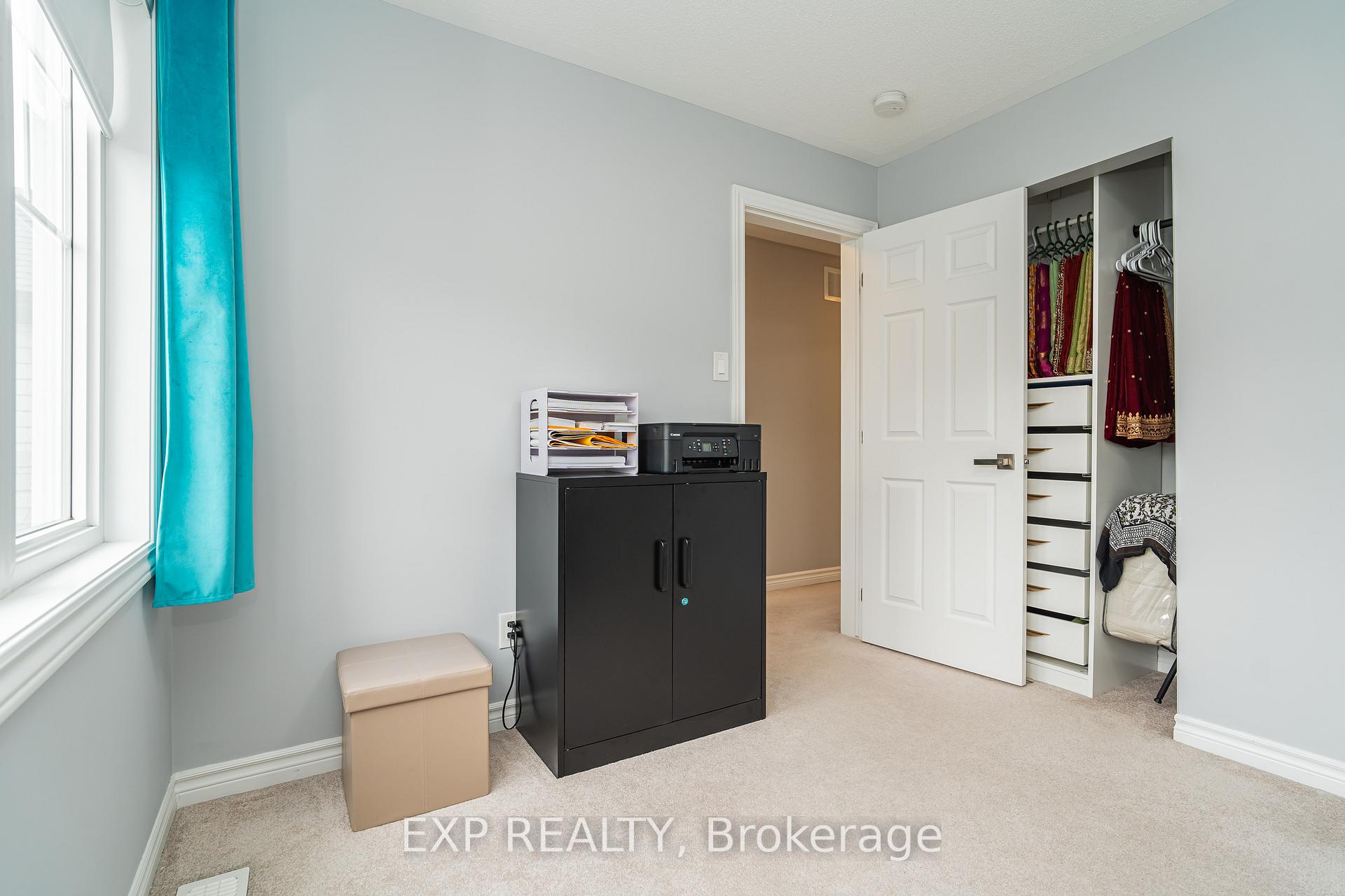 Photo 18 of 25 Solaris Drive, Ottawa, Kanata - Emerald Meadows/Trailwest — HOMEH
