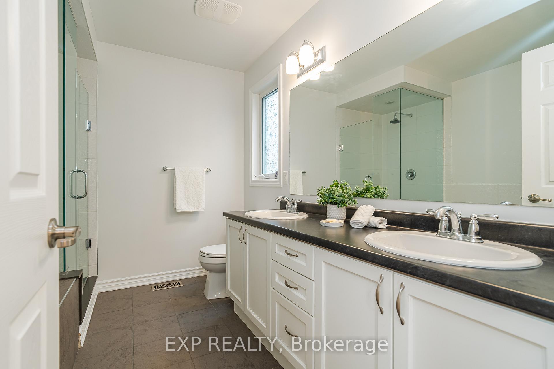 Photo 24 of 25 Solaris Drive, Ottawa, Kanata - Emerald Meadows/Trailwest — HOMEH