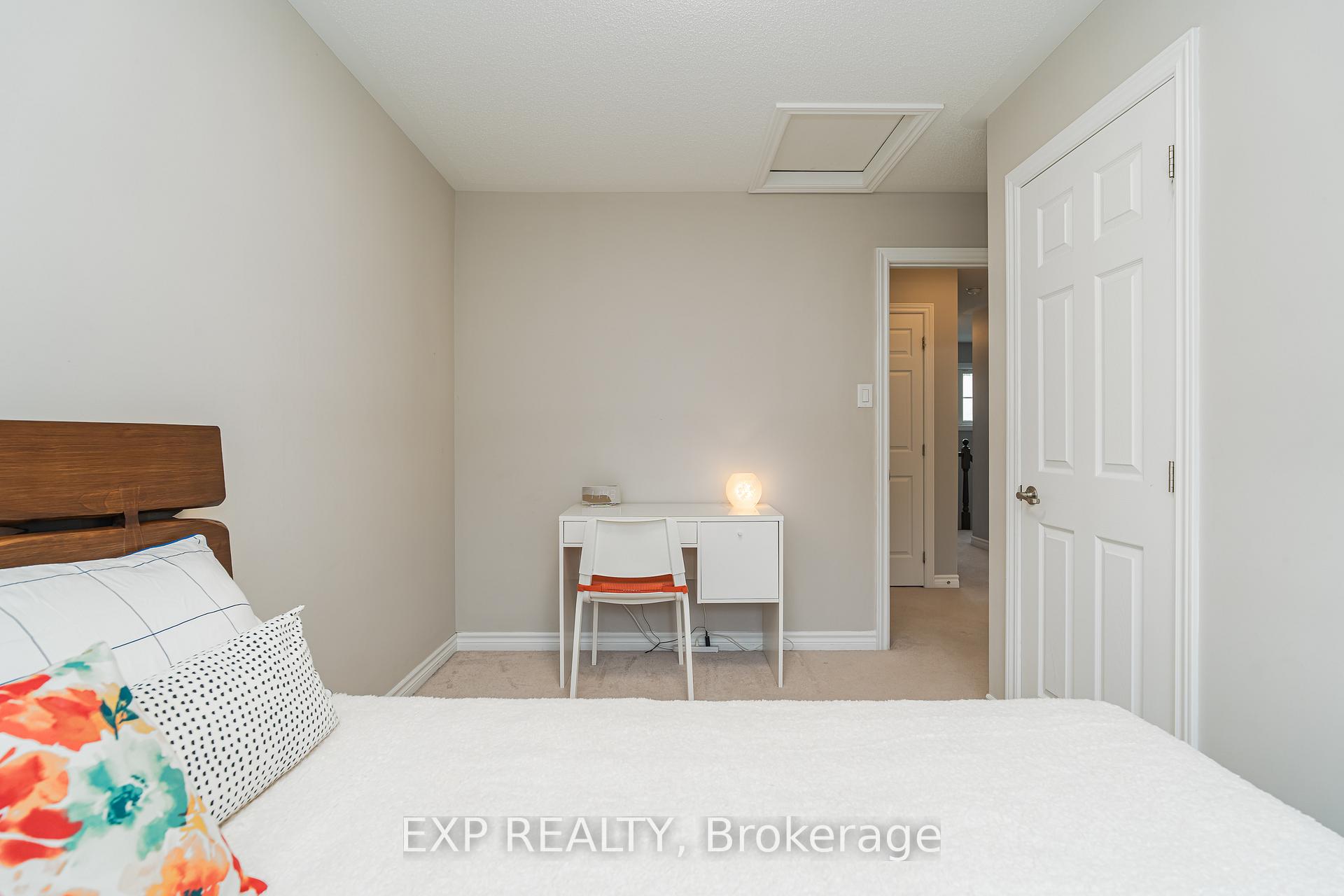 Photo 26 of 25 Solaris Drive, Ottawa, Kanata - Emerald Meadows/Trailwest — HOMEH