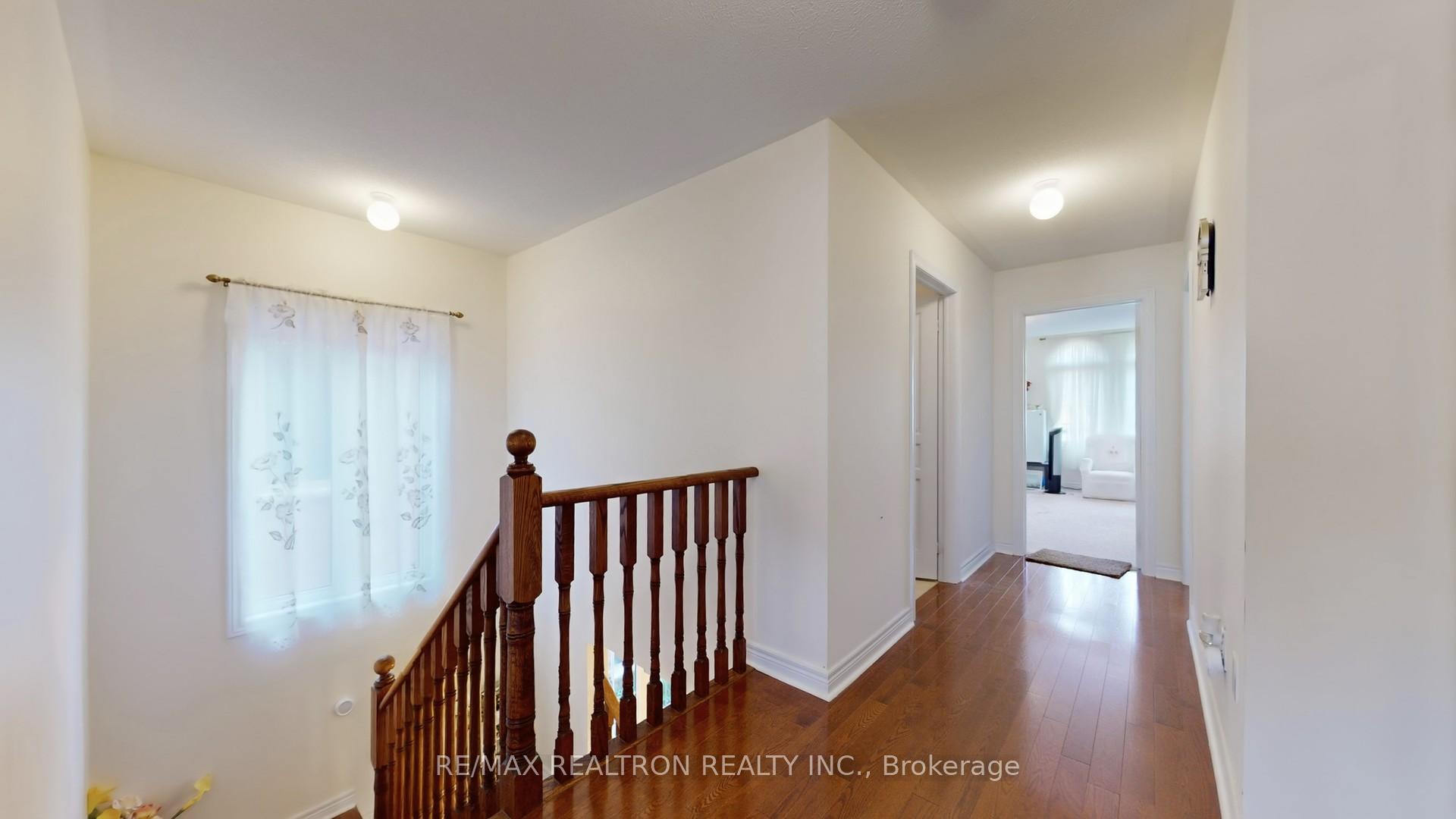 Photo 20 of 94 Henry Bauer Avenue, Markham, Berczy — HOMEH