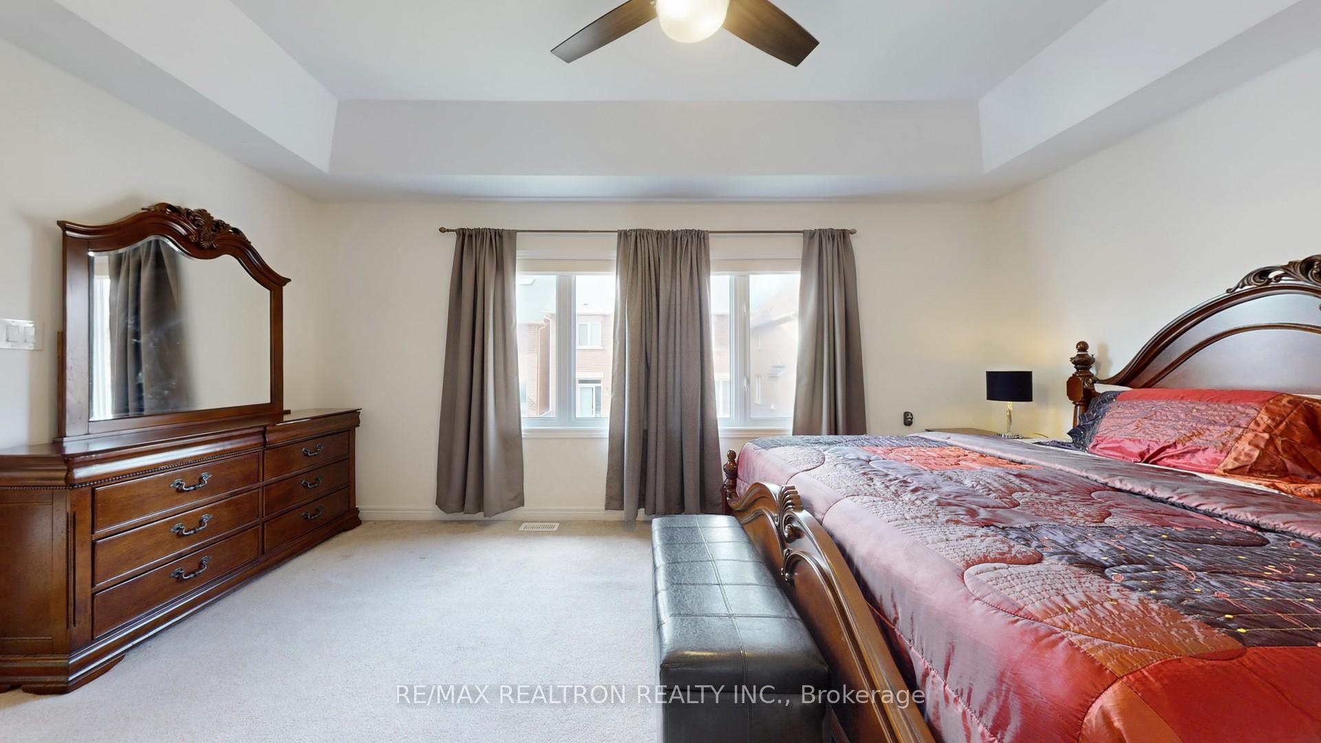 Photo 24 of 94 Henry Bauer Avenue, Markham, Berczy — HOMEH