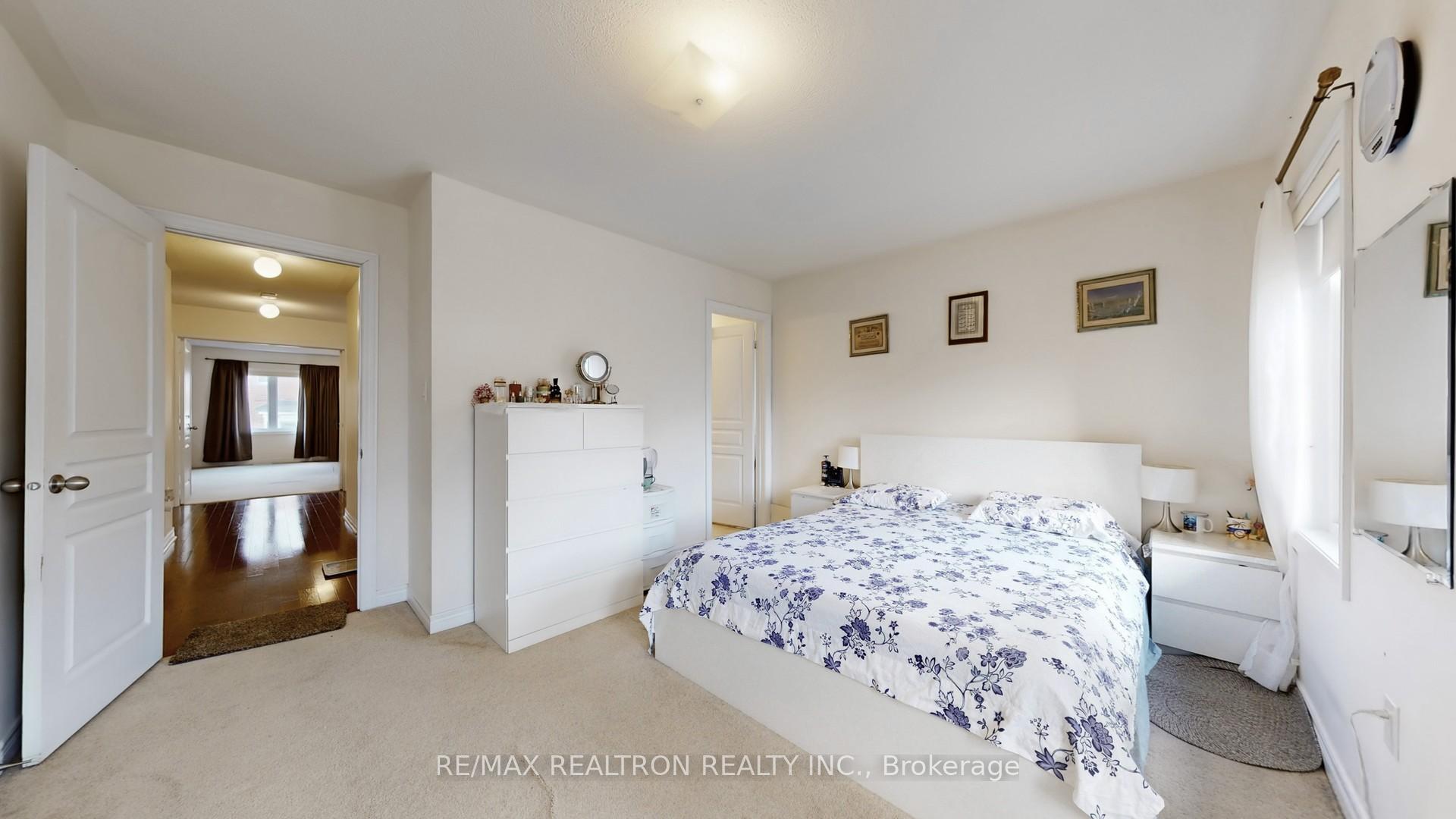 Photo 30 of 94 Henry Bauer Avenue, Markham, Berczy — HOMEH