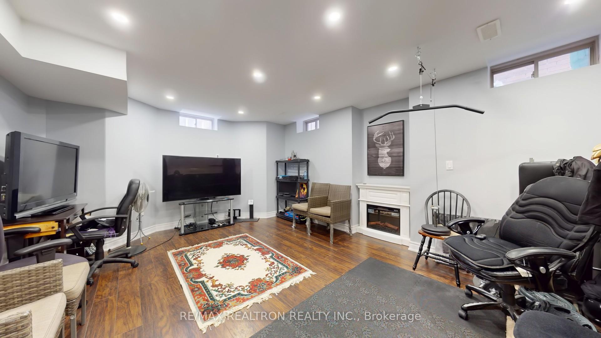 Photo 40 of 94 Henry Bauer Avenue, Markham, Berczy — HOMEH