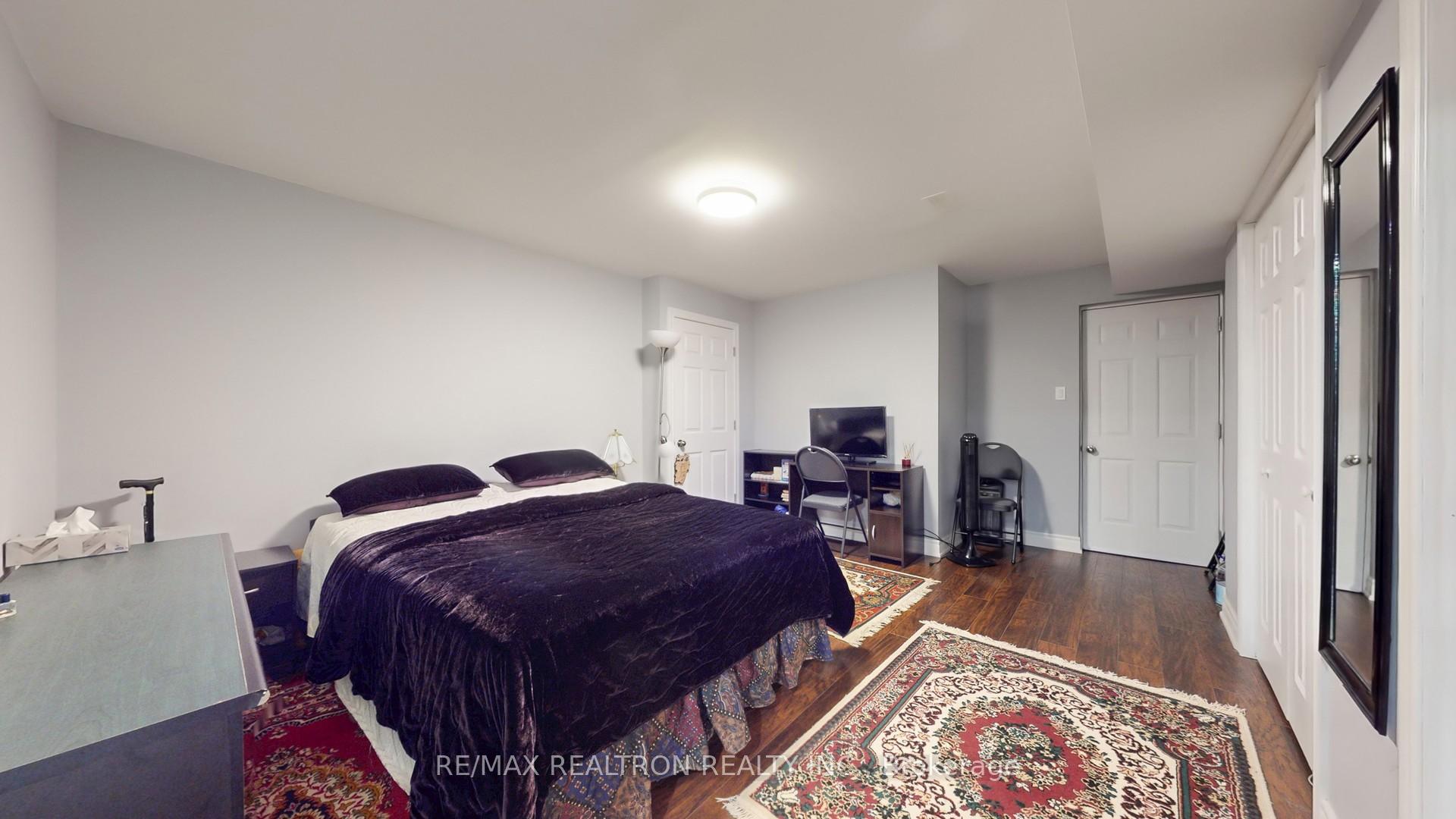Photo 42 of 94 Henry Bauer Avenue, Markham, Berczy — HOMEH
