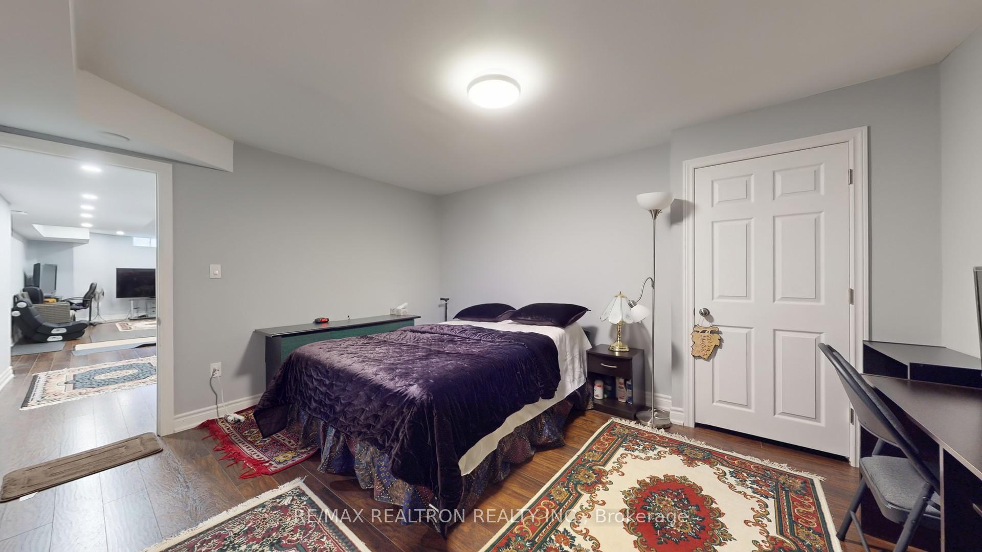 Photo 43 of 94 Henry Bauer Avenue, Markham, Berczy — HOMEH