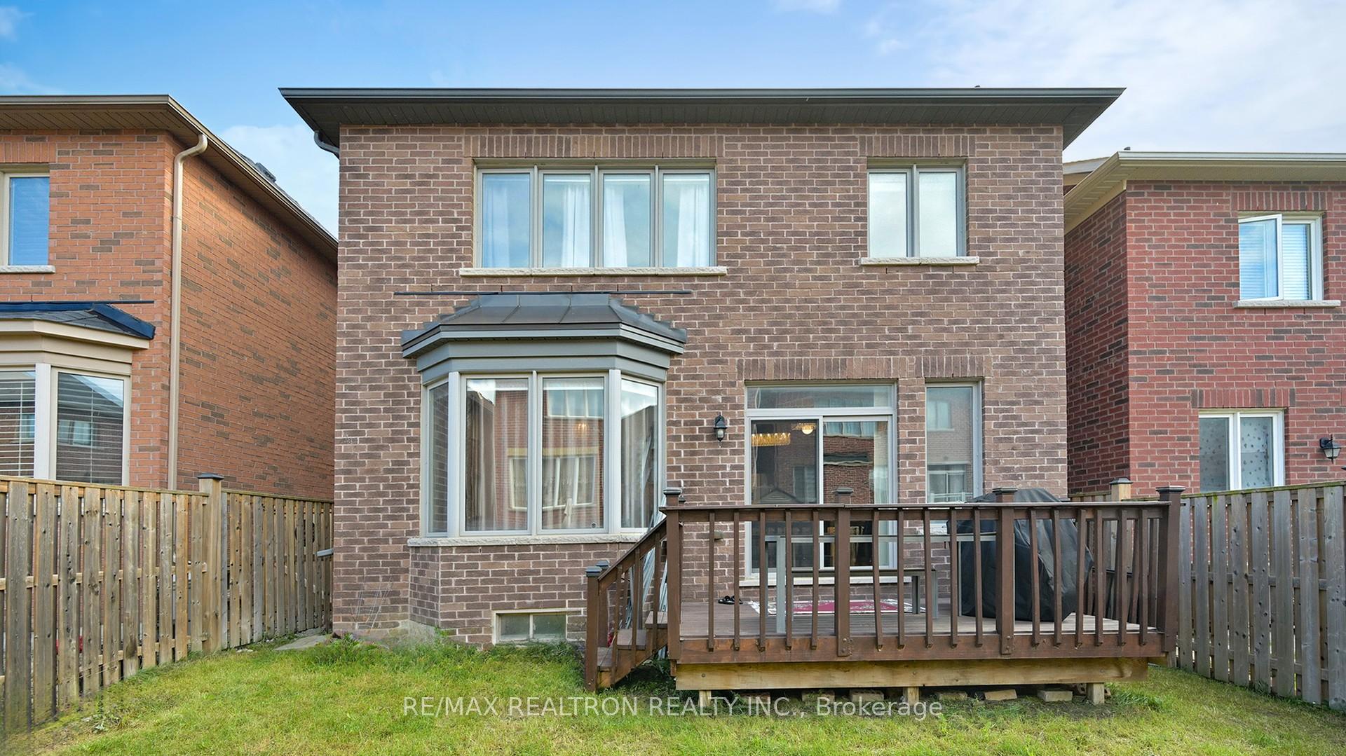 Photo 47 of 94 Henry Bauer Avenue, Markham, Berczy — HOMEH